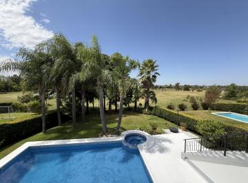 Casa · 326m² · 5 Ambientes · 1 Cochera · Casa en Venta en Barrio San Isidro Labrador, Tigre