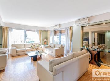 Departamento · 219m² · 5 Ambientes · 2 Cocheras · Exclusivo Piso en Torre en Palermo Chico! 4 Dorm. Principal en Suite