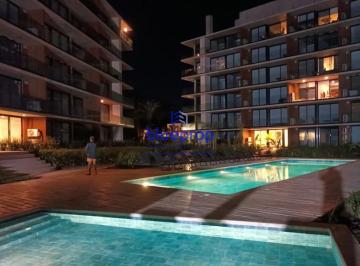 Foto1 · Venta de Apartamento en Complejo de Edificios Frente Al Mar en Playa Mansa.