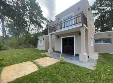 Casa · 170m² · 3 Dormitorios · 1 Cochera · Casa a Estrenar en Pinamar 4 Ambientes, Suite con Terraza