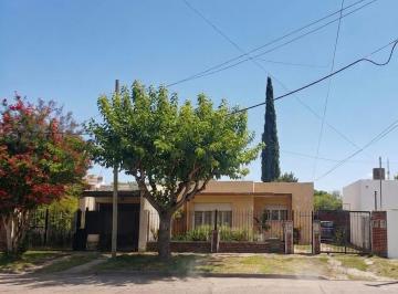 Casa · 100m² · 4 Ambientes · 2 Cocheras · Casa en Ituzaingó Norte