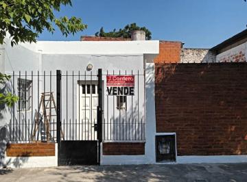 Casa de 4 ambientes, Florencio Varela · Zona Cruce de Varela, Vivienda C/ Galpón Apto Credito Bancario