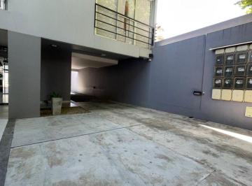 Garage , Morón · Venta Cochera en Morón. a 6 Cuadras de La Estación.