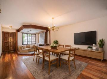 Casa · 150m² · 5 Ambientes · 1 Cochera · Gran Oportunidad - San Justo Centro | Triplex - 5 Ambientes