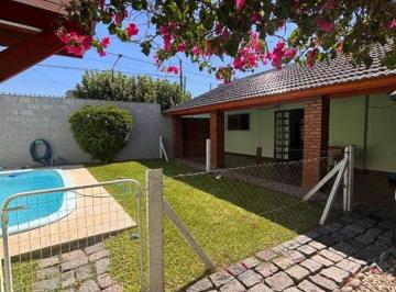 Casa de 3 ambientes, Morón · Venta - Casa en Lote Propio de 3 Ambientes en Barrio de Moron Sur. Impecable, Amplia y Cómoda