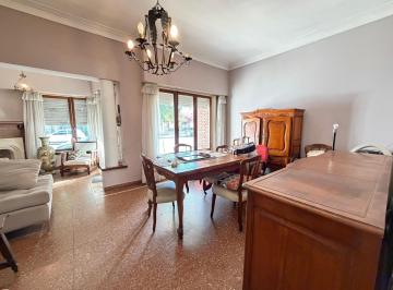 PH · 130m² · 3 Ambientes · Chalet Apto Profesional en Chauvin