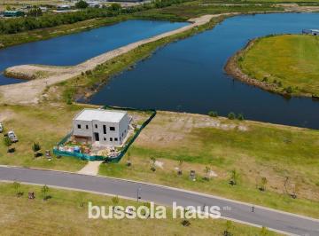Terreno · 901m² · Terreno en Venta con Salida Al Río en El Naudir Escobar