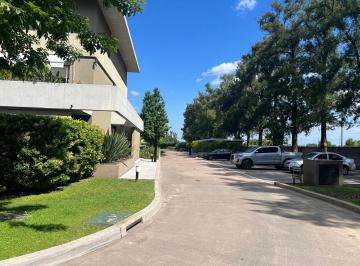 Departamento · 74m² · 3 Ambientes · 1 Cochera · Departamento en Venta en Bosque Alto con Parrilla y Balcón