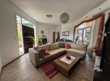 Casa · 175m² · 5 Ambientes · 2 Cocheras · Casa en Venta en El Recodo con Pileta