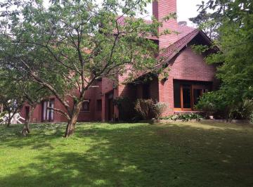 Casa · 340m² · 5 Ambientes · 2 Cocheras · Chalet 5 Amb. Bosque Peralta Ramos