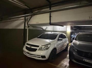 Garage · 10m² · Cochera en Recoleta. Arenales y Callao