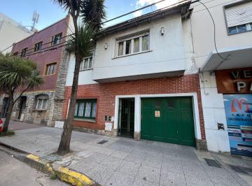 PH · 148m² · 4 Ambientes · 1 Cochera · PH en Terminal Vieja