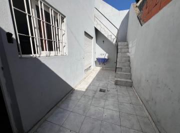 PH de 3 ambientes, Mataderos · Alquiler PH Sin Expensas 3 Ambientes Mataderos