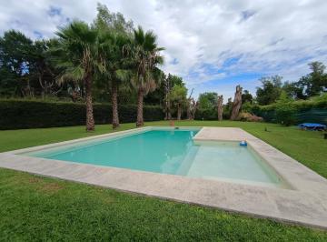 Casa · 284m² · 8 Ambientes · 4 Cocheras · Casa en Barrio Cerrado "El Zozal en Pilar | 4 Dorm. | Lote 1.800 m² con Piscina
