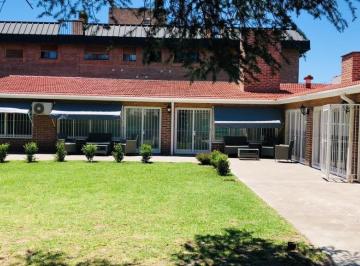 Casa · 364m² · 7 Ambientes · 4 Cocheras · Venta Propiedad en Villa San Isidro