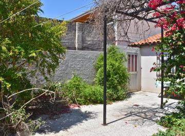 PH de 3 ambientes, Lomas de Zamora · Caseros 100 Lomas Oeste Exc Ubicacion 3 Amb Cochera Patio Gran Potencial Apto Credito!