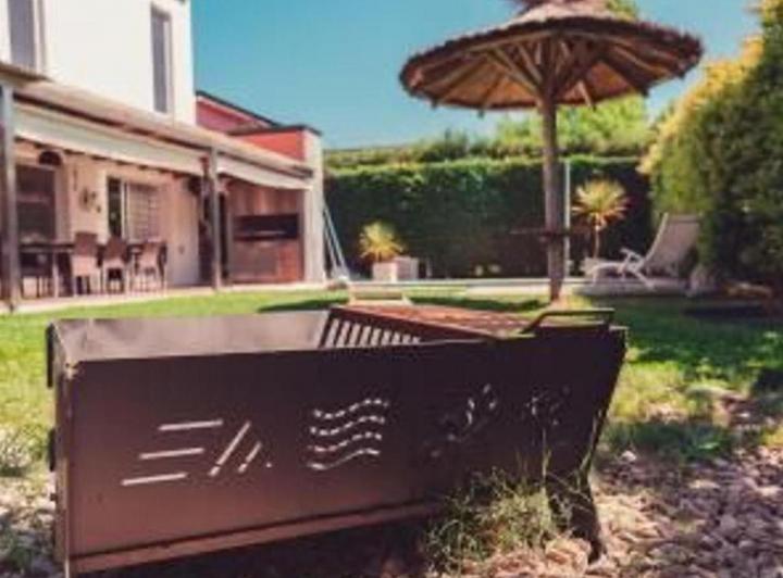 Casa · 312m² · 4 Ambientes · 3 Cocheras