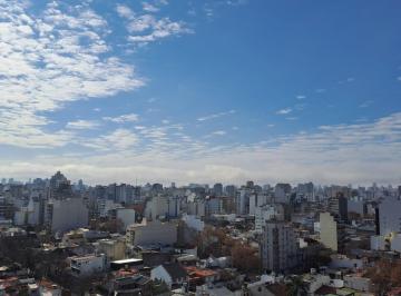 Departamento de 2 ambientes, Almagro · Dueño Vende – 2 Amb. Piso 14 Contrafrente C/ Vista + Balcón 2 Bauleras – Almagro