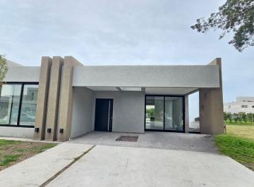 Casa · 180m² · 6 Ambientes · 2 Cocheras · Casa en Venta en Canning! 4 Dorm.! Piscina! Barrio Privado Los Talas, Ezeiza, G. B. a. Zona Sur