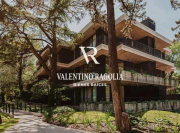 Departamento · 122m² · 4 Ambientes · 2 Cocheras · Venta Cuatro Ambientes Amoblado en Vie Vert