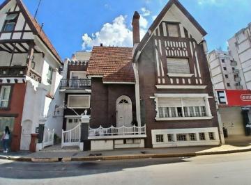 Casa de 9 ambientes, Córdoba · Se Vende Casa Ideal Oficinas o Comercio, Consultorio en Obispo Oro & Chacabuco