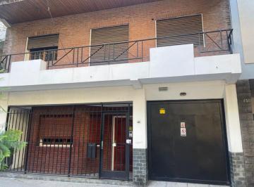 Casa de 5 ambientes, Caballito · Casa 5 Ambientes en Alquiler/ideal Uso Comercial.