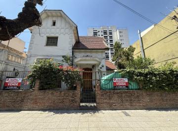 Casa · 250m² · 4 Ambientes · 3 Cocheras · Casa 4 Ambientes en Venta en Wilde