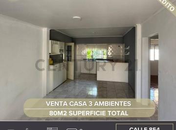 Casa · 80m² · 3 Ambientes · 2 Cocheras · Casa Venta 3 Ambientes Solano + Cochera / Apto Credito