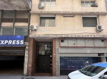Oficina comercial · 190m² · 8 Ambientes · Oficina 7 Ambientes Semi Amueblada con Vivienda y C/balcon
