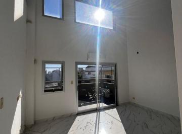 Departamento de 3 ambientes, Vicente López · Venta Duplex de 130 m², Olivos.