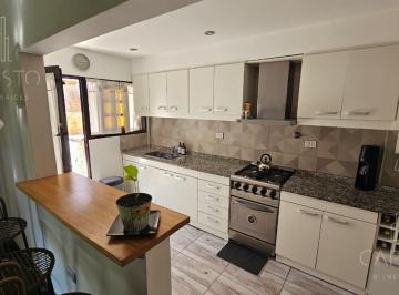 PH · 145m² · 4 Ambientes · PH en Villa Bosch