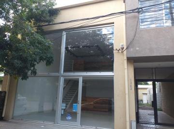 Local comercial · 60m² · Local en Funes