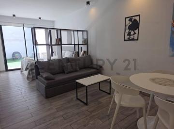 Departamento · 30m² · Moderno Monoambiente, Equipado y con Patio | Oportunidad Única