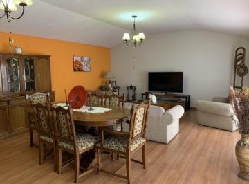 Casa · 162m² · 6 Ambientes · Casa Venta 6 Ambientes en Planta Alta Banfield