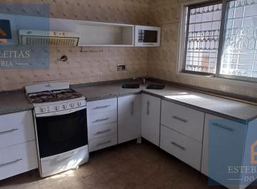 Casa · 90m² · 2 Ambientes · Venta - Casa PH Al Frente 2 Amb, Ramos Mejía - Apto Crédito