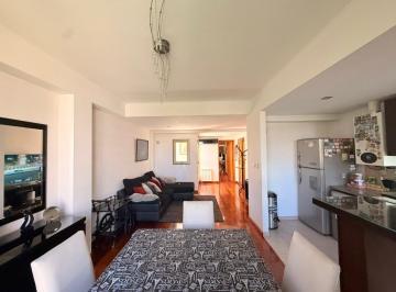 Departamento · 82m² · 3 Ambientes · 1 Cochera · Departamento Semipiso en Venta en La Plata, G. B. a. Zona Sur, Argentina