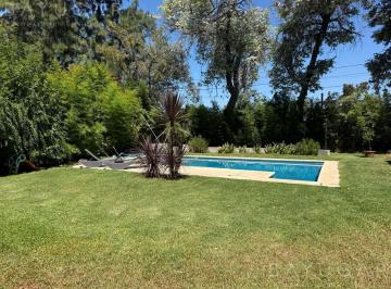 Casa · 205m² · 6 Ambientes · 3 Cocheras · Venta - Casa en Barrio La Tranquera - La Lonja - Pilar - Apto Crédito