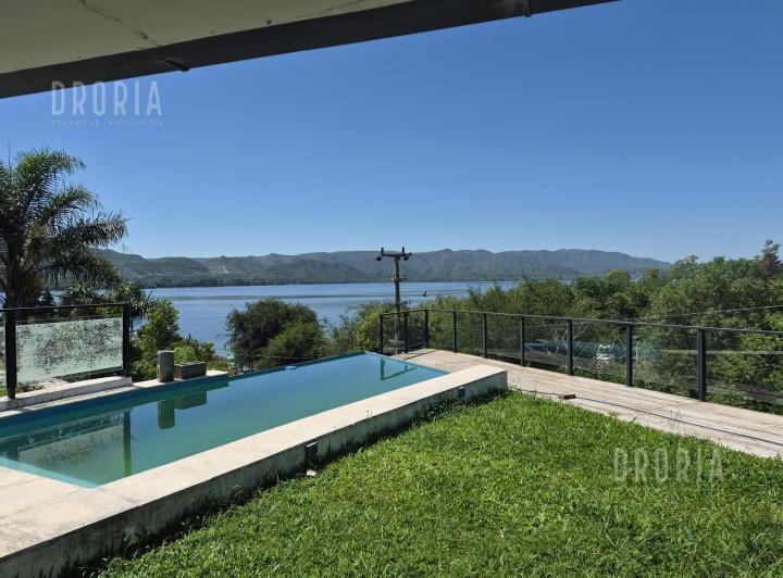 Casa · 150m² · 5 Ambientes · 3 Cocheras