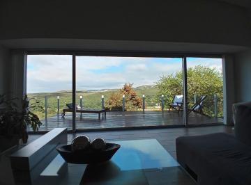 Casa · 233m² · 8 Ambientes · 2 Cocheras · Casa en Venta en Country Terrazas, Villa Allende, 3 Dorm.