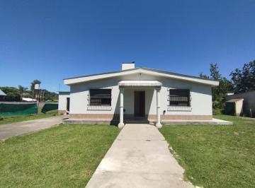 Casa · 140m² · 5 Ambientes · 1 Cochera · Vendo Casa Cuatro Dorm. Anisacate, Cordoba