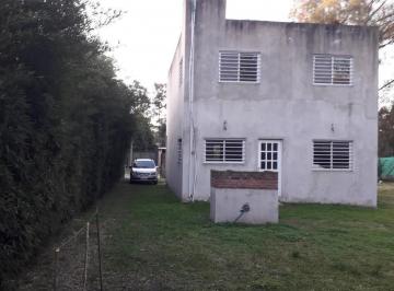 Quinta vacacional · 140m² · 5 Ambientes · Quinta en Venta - 4 Dorm. 2 Baños - José Clemente Paz