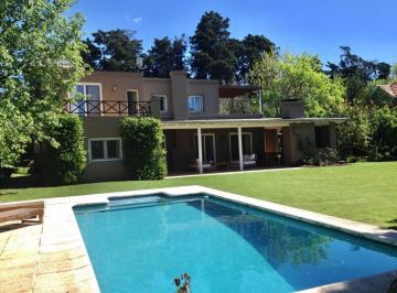 Pileta · Casa en Alquiler Anual - Martindale C. C