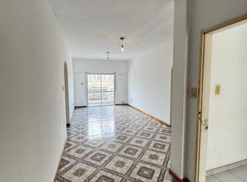 Departamento · 73m² · 3 Ambientes · 1 Cochera · Departamento con Cochera en Venta Brandsen 5698 1 Wilde
