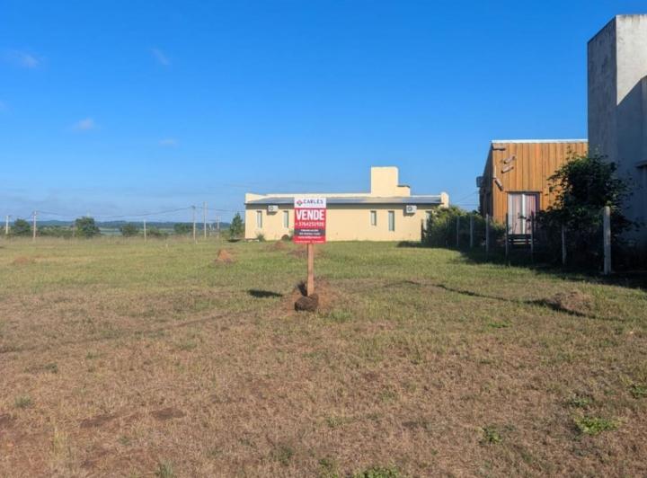 Terreno · 782m²