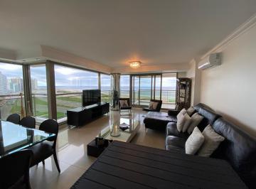 Departamento · 151m² · 4 Ambientes · 1 Cochera · Departamento en Playa Brava