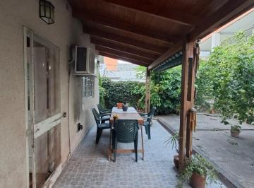 Casa · 116m² · 3 Ambientes · 1 Cochera · Casa en San Lorenzo