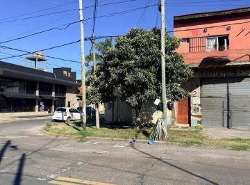 Local comercial · 240m² · 2 Ambientes · Permuta - Financia Local Comercial + Depto