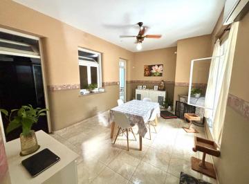 Casa · 145m² · 4 Ambientes · 1 Cochera · Venta - Casa de 3 Dorm.. Tiro Suizo, Rosario.