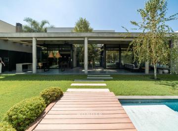 Casa de 5 ambientes, Las Cañas · Casa Aura - Diseño y Terminaciones Premium, 4 Dorm. 4 Baños y Piscina - La Barraca, Mendoza