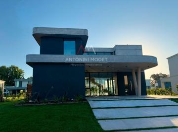 AMN-AMN-3906_2 · Casa en Venta en Pilara - La Calesa